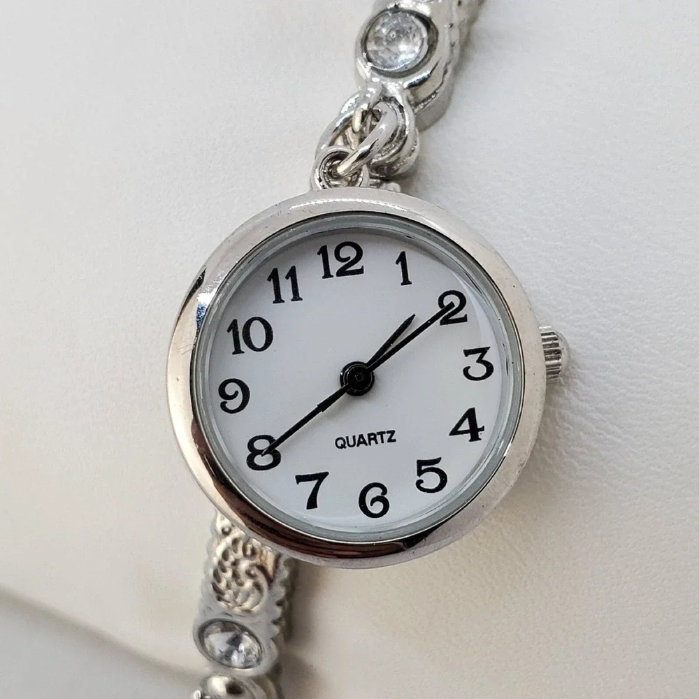 22MM Women's Bracelet Watch White Dial Gray Bracelet Band 7.75